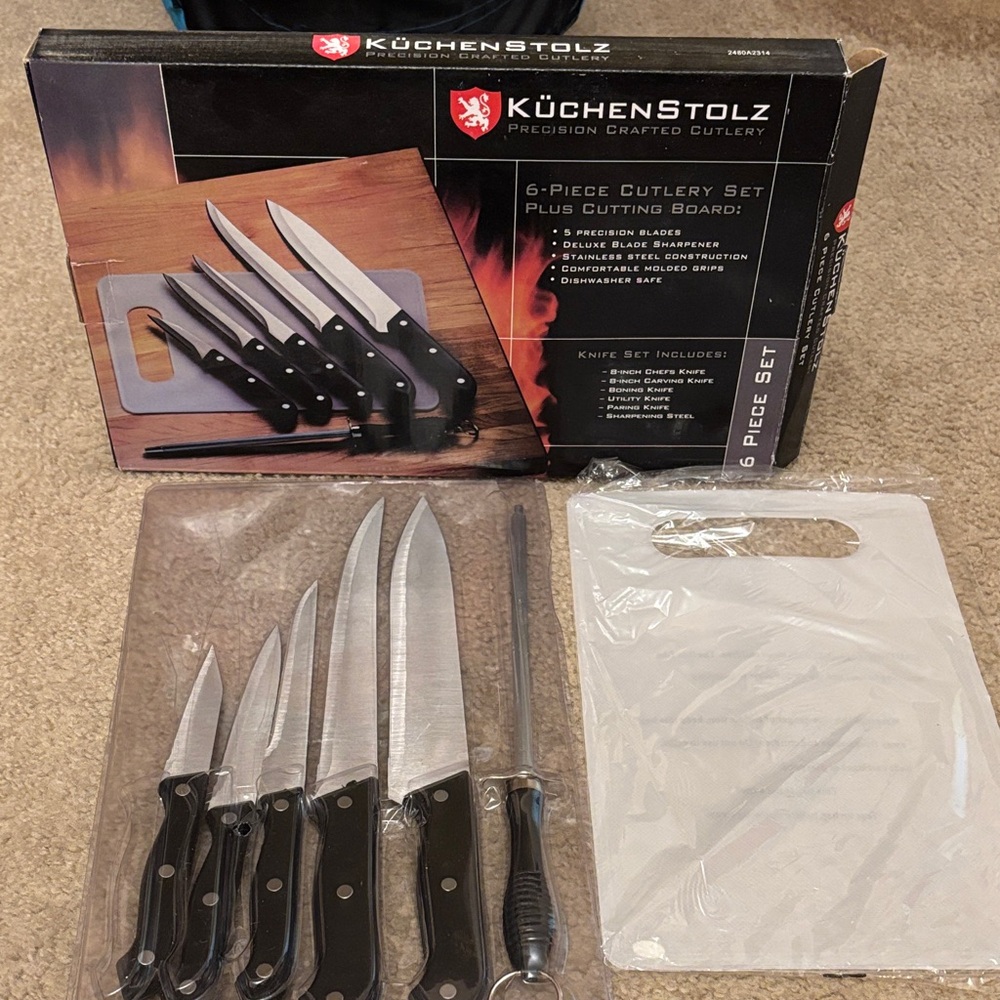 KüchenStolz 6-Piece Cutlery Set with Cutting Board